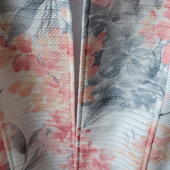 Alfred Dunner Pink and Gray Floral Jacket - Picture 6 of 9